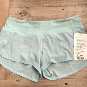 Lululemon Shorts (Speed Up Short): Size 6